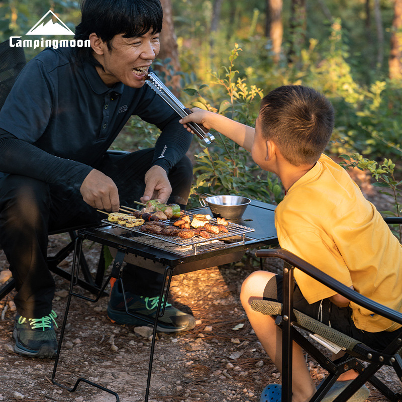 เตาบาร์บีคิวคาร์บอน CAMPINGMOO - Camping Cooking Table With Windshield บทวิจารณ์และราคา